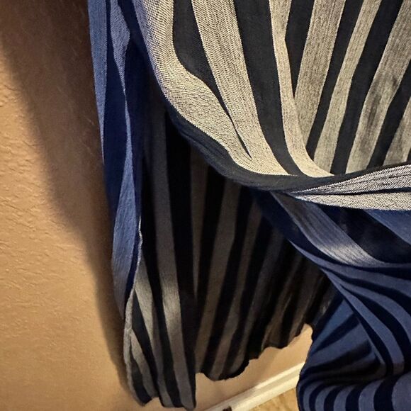 Breakin’ Loose striped long vest - Picture 9 of 10